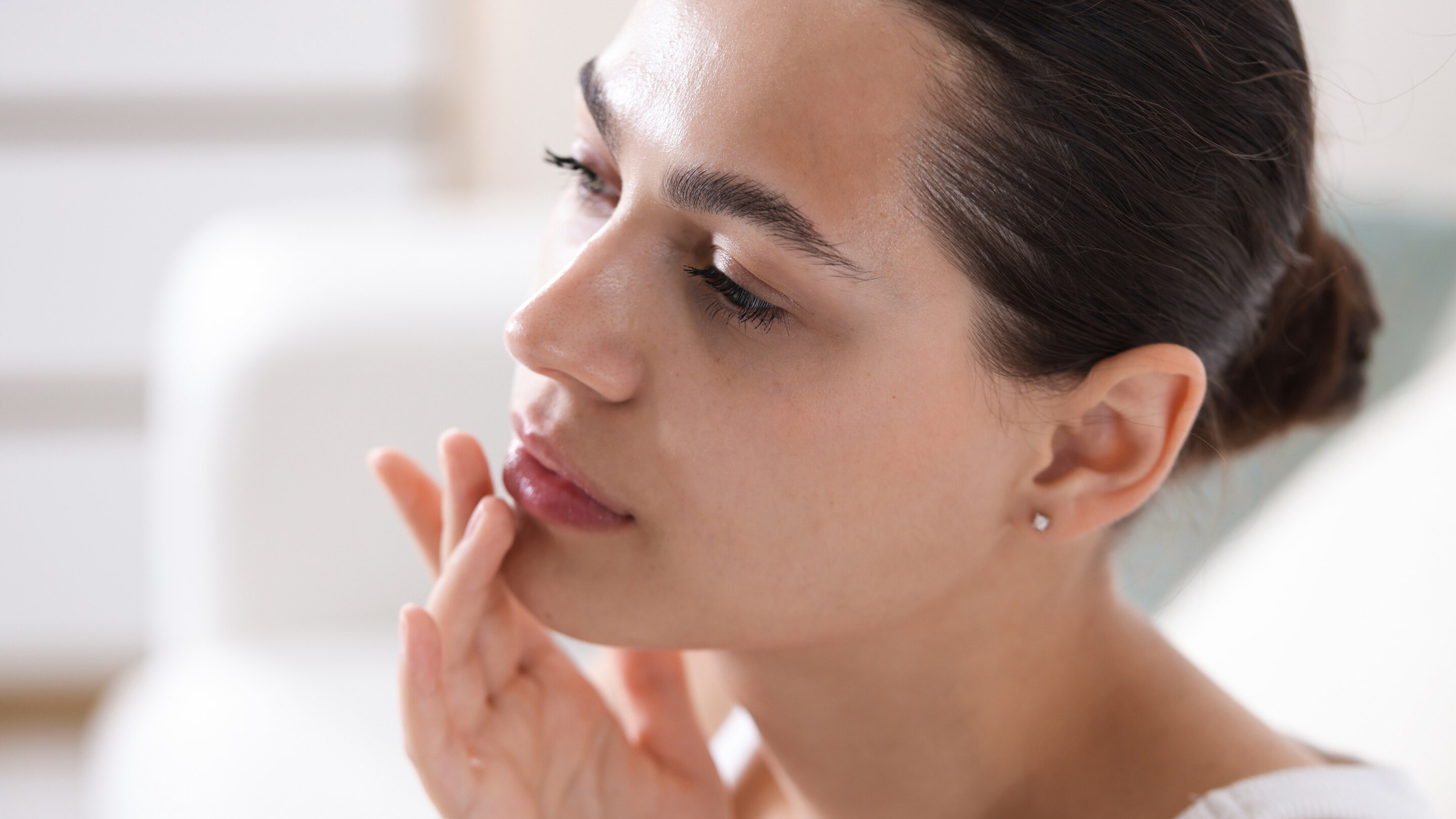 Who Should Avoid Lip Masks?