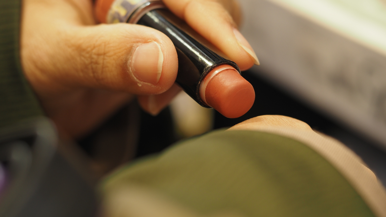 How to Find the Perfect Lipstick Shade
