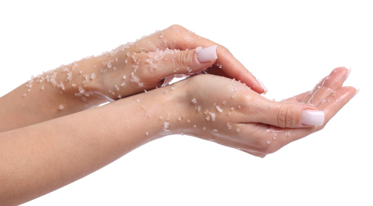 Who Should Avoid or Use Sugar Body Scrub With Caution?