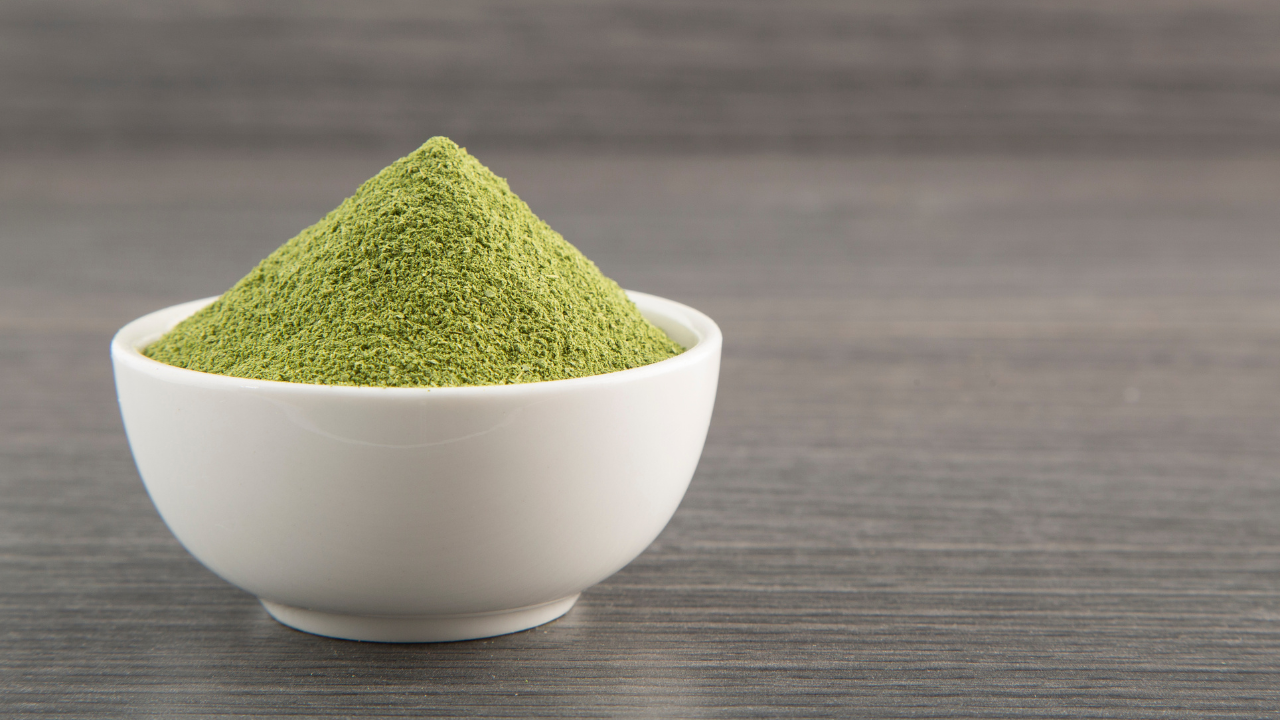 What Is Moringa Powder and How Does It Work for Skin?