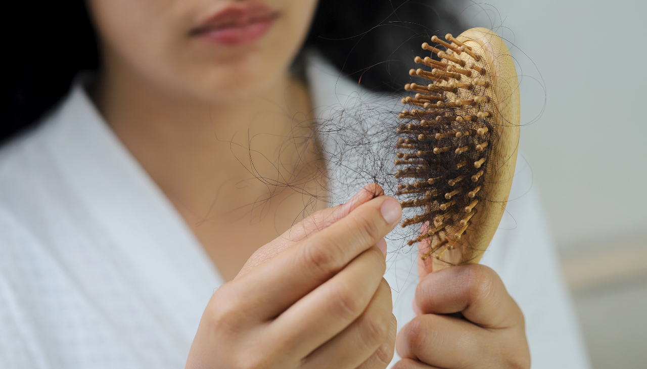 How Does Dandruff Cause Hair Fall?