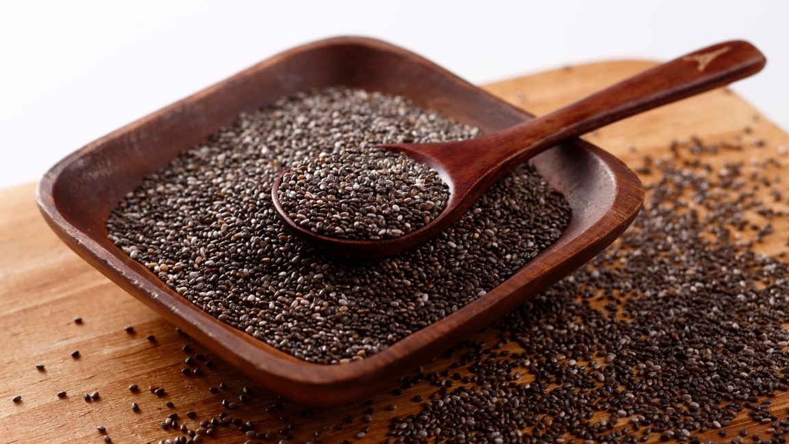 Image of Kalonji Oil for Hair: Benefits, Uses, and How to Apply It for Hair Growth