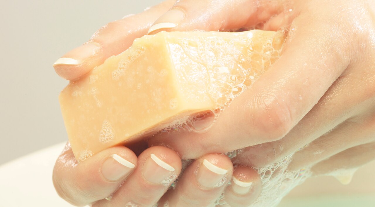 Common Mistakes While Removing Makeup