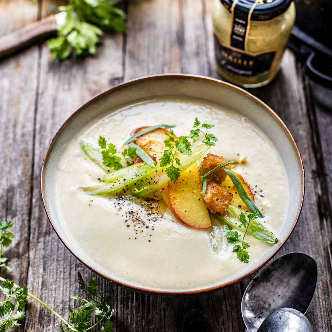 Sellerie-Apfel-Suppe 50 Minutes  recipe