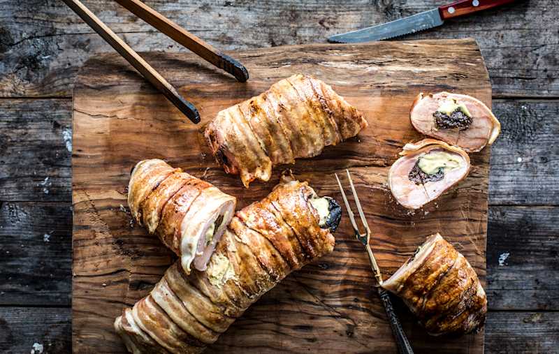 Gefülltes Schweinefilet mit Bacon und Backpflaumen 90 Minutes  recipe