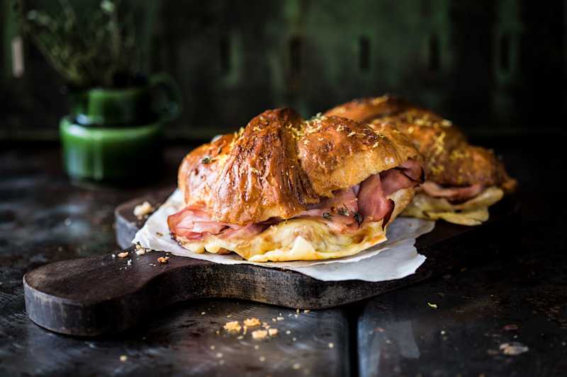 Ham'n'Cheese Croissants 32 Minutes  recipe