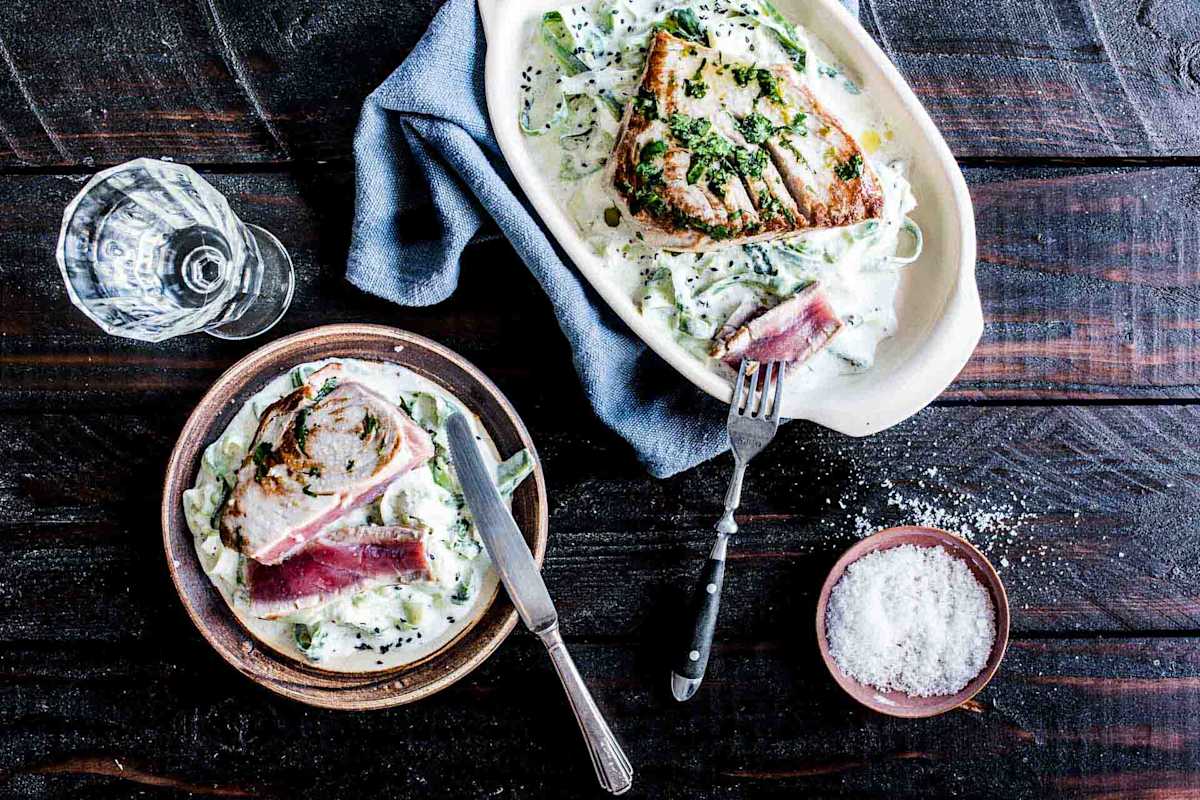 Thunfischsteak mit Gurken-Senf-Salat 80 Minutes  recipe