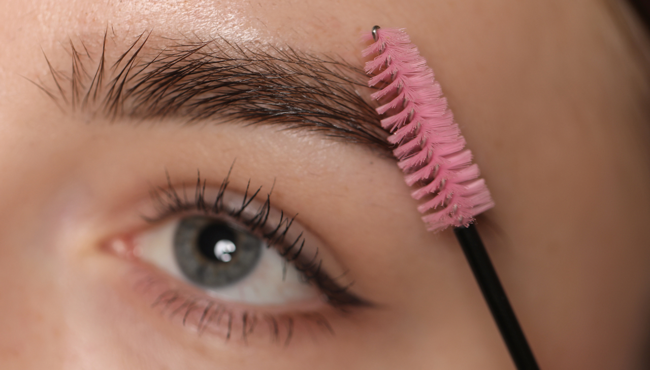 How to Apply Eyebrow Gel Like a Pro