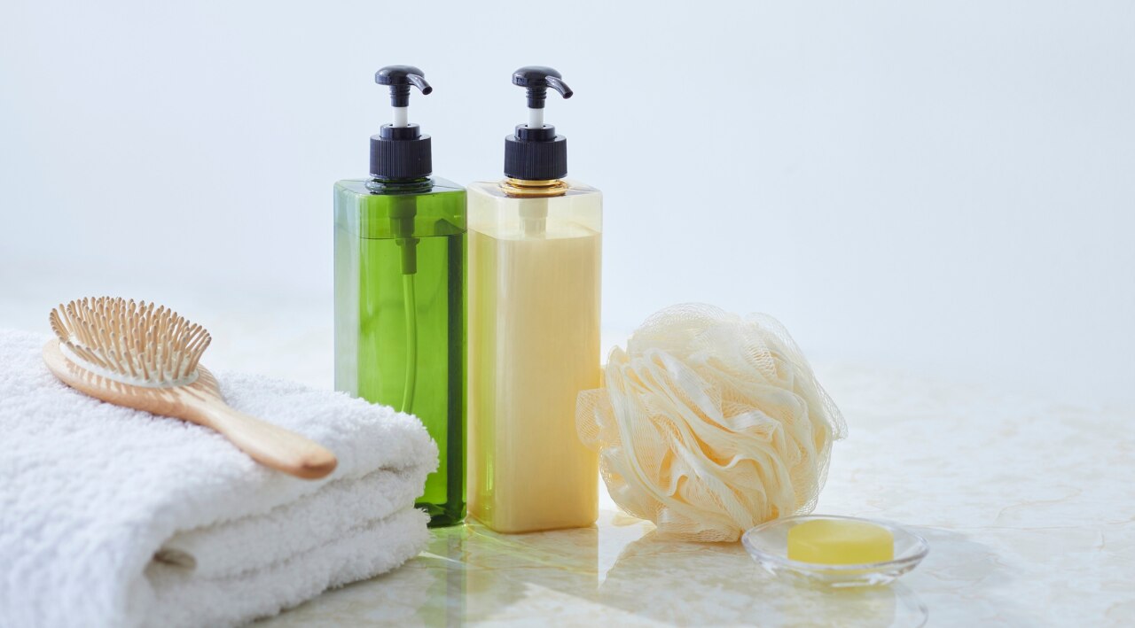 2. Tea Tree Oil Shampoo Method