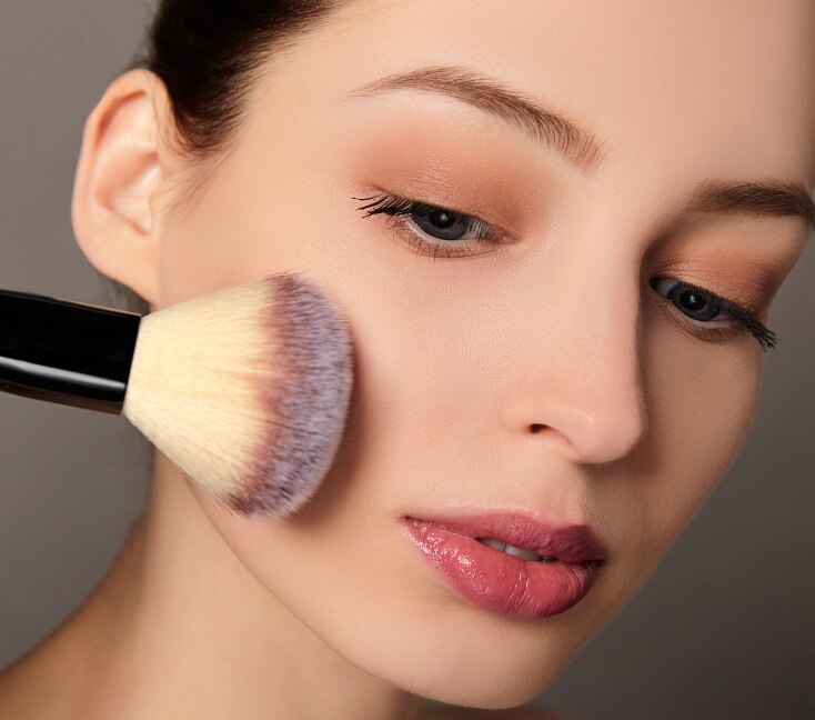 Image of Nude Makeup: How to Do It Step-by-Step & Best Looks for Every Skin Tone