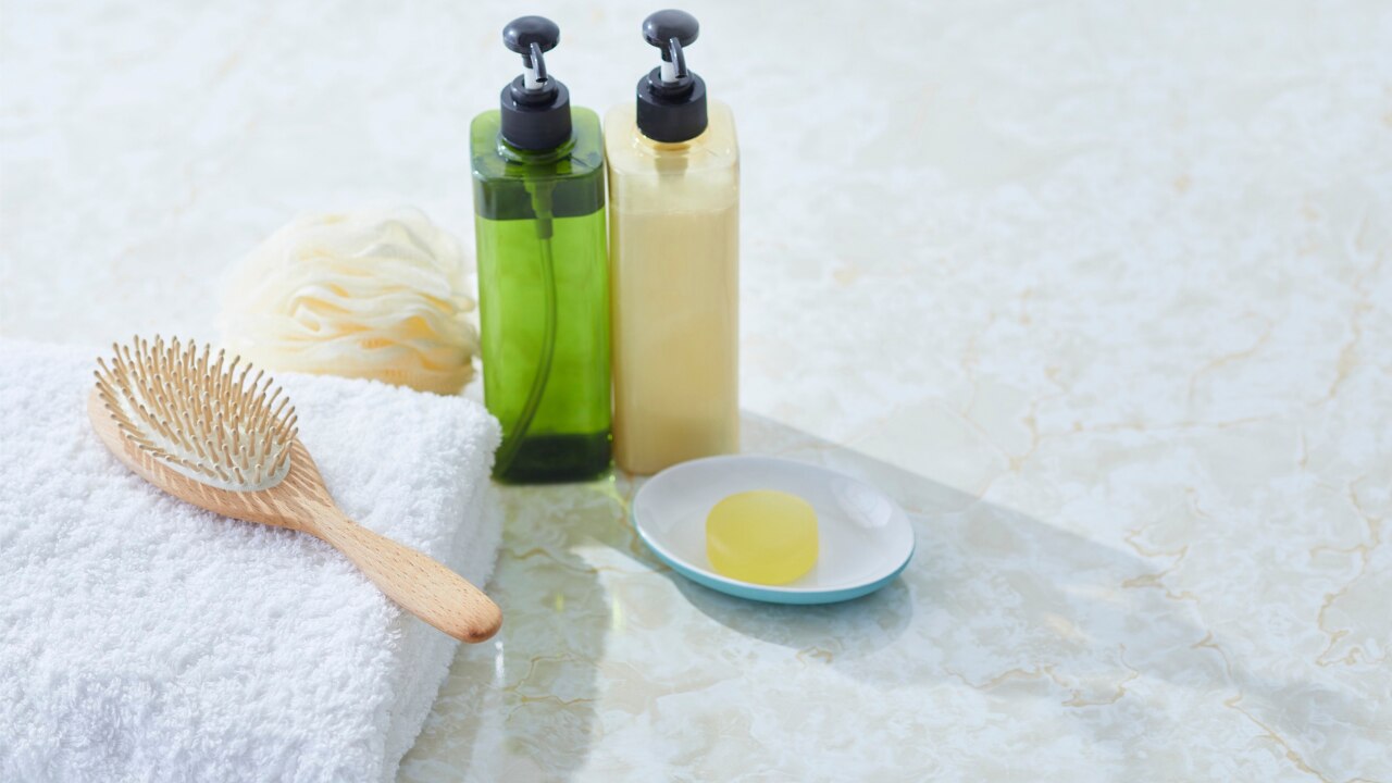 How to Use Conditioner Properly for Frizz Control