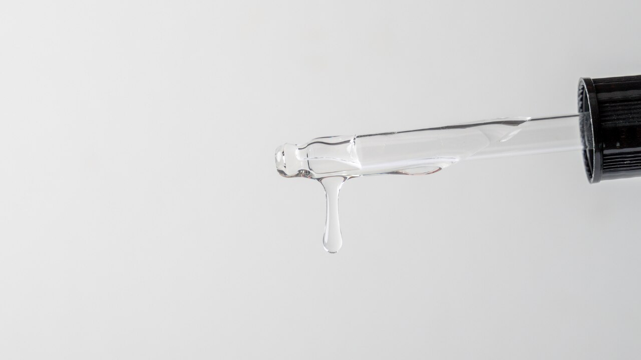 Common Mistakes to Avoid When Using Niacinamide and Vitamin C Serum