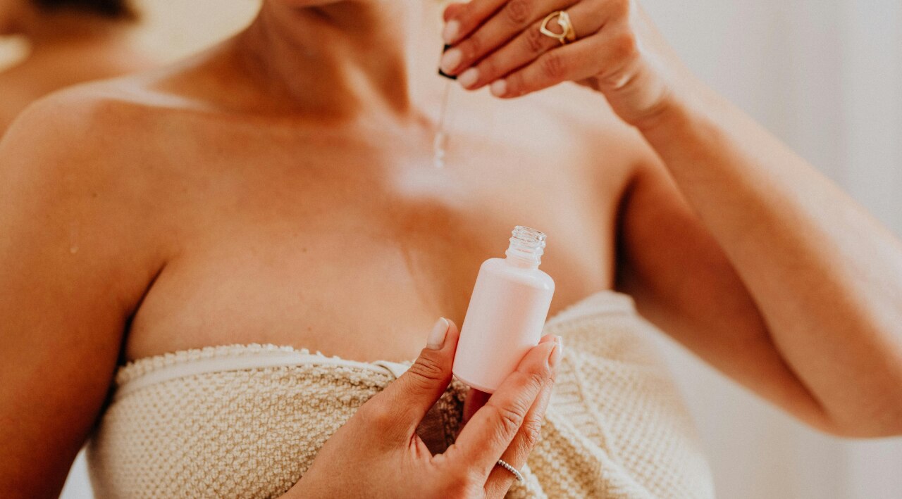 Oil-Based Cleanse (Crucial Step):
