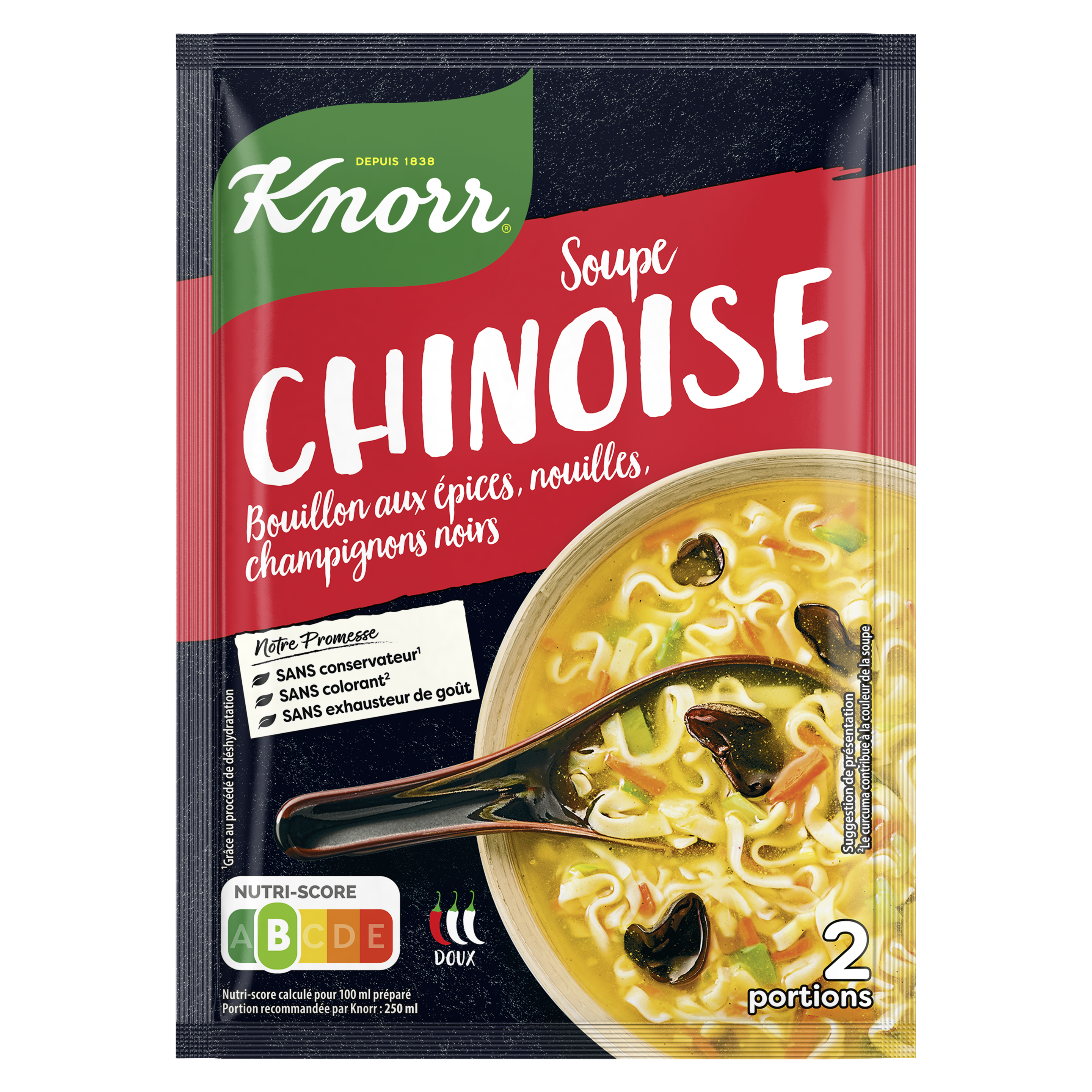 Soupe Chinoise  Bouillons aux épices avec nouilles, et champignons noirs packshot