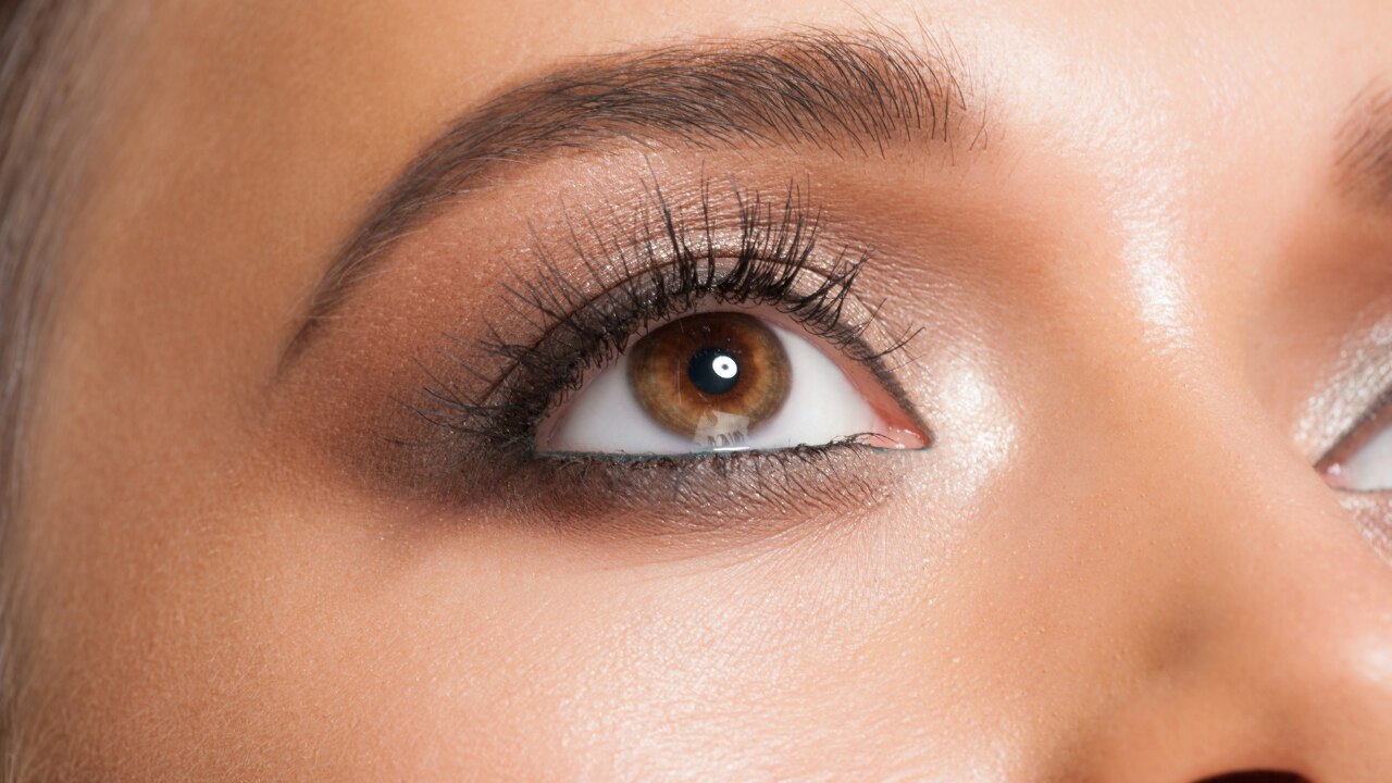 Matte nude eyes: