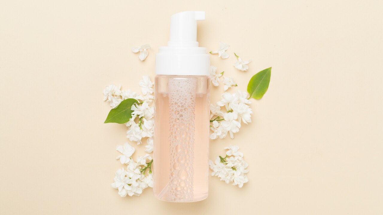 Benefits of Using the Right Cleanser for Oily Skin