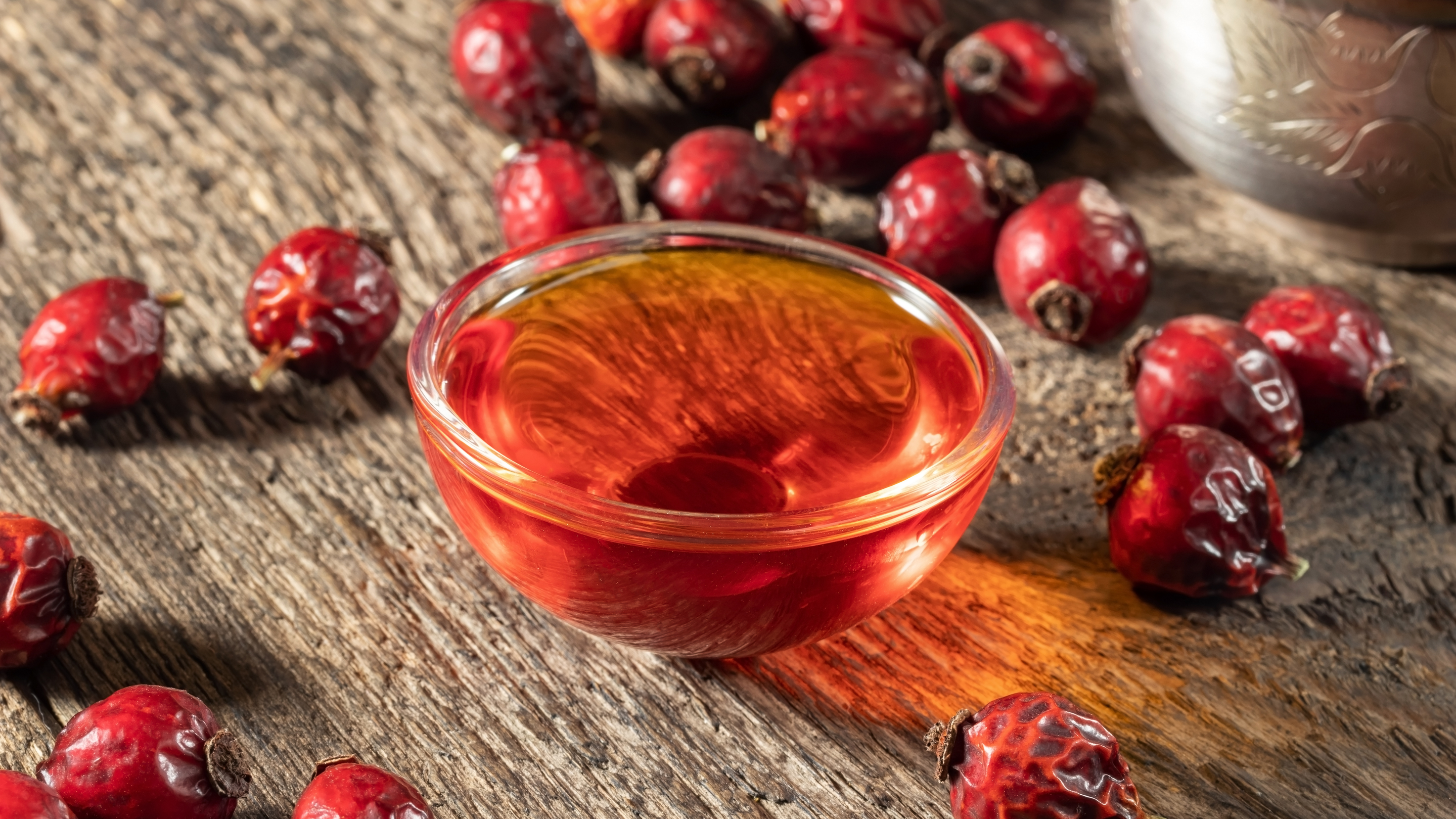 How to Choose the Best Rosehip Oil