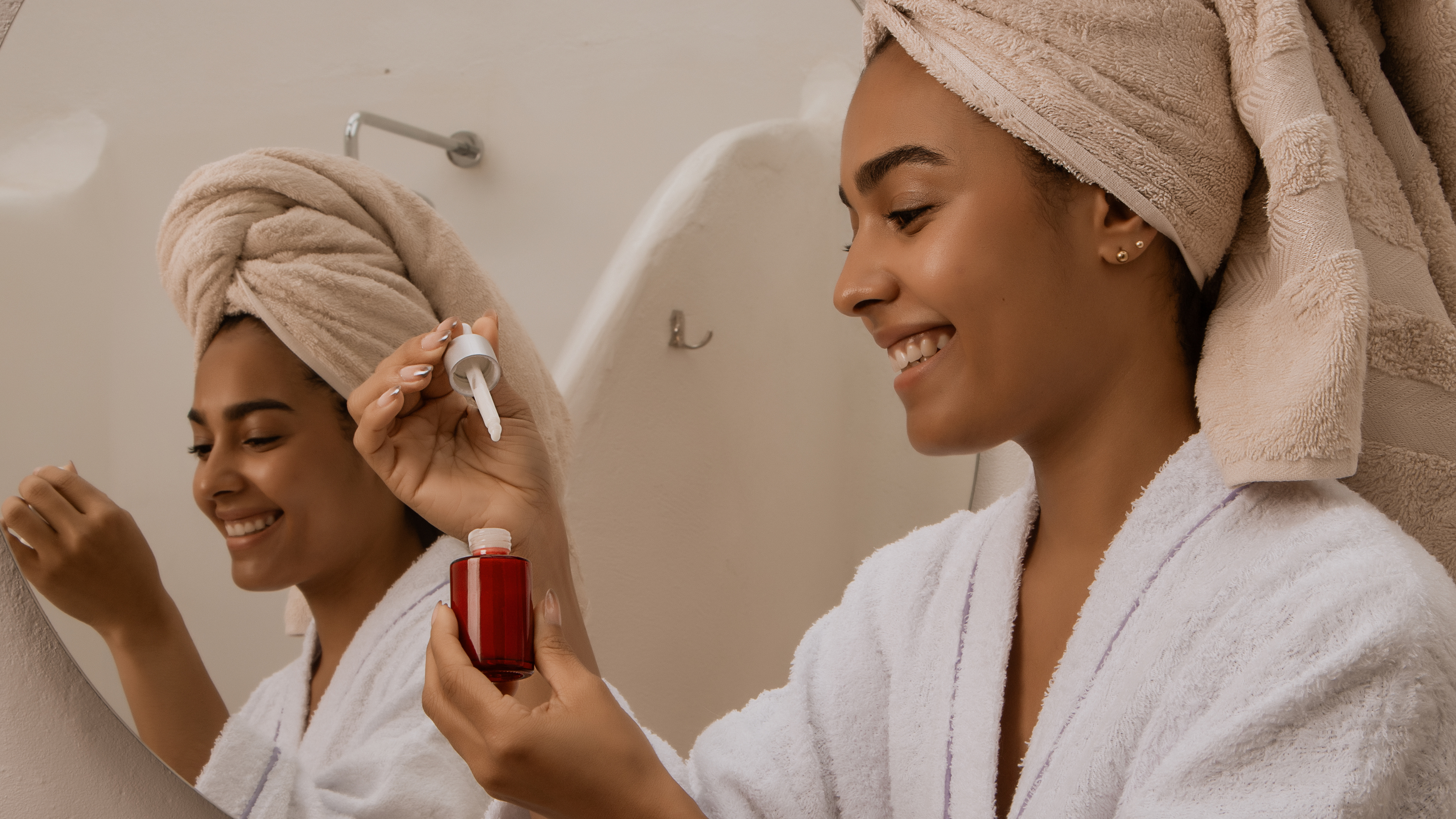 How Alpha Arbutin Works on Skin
