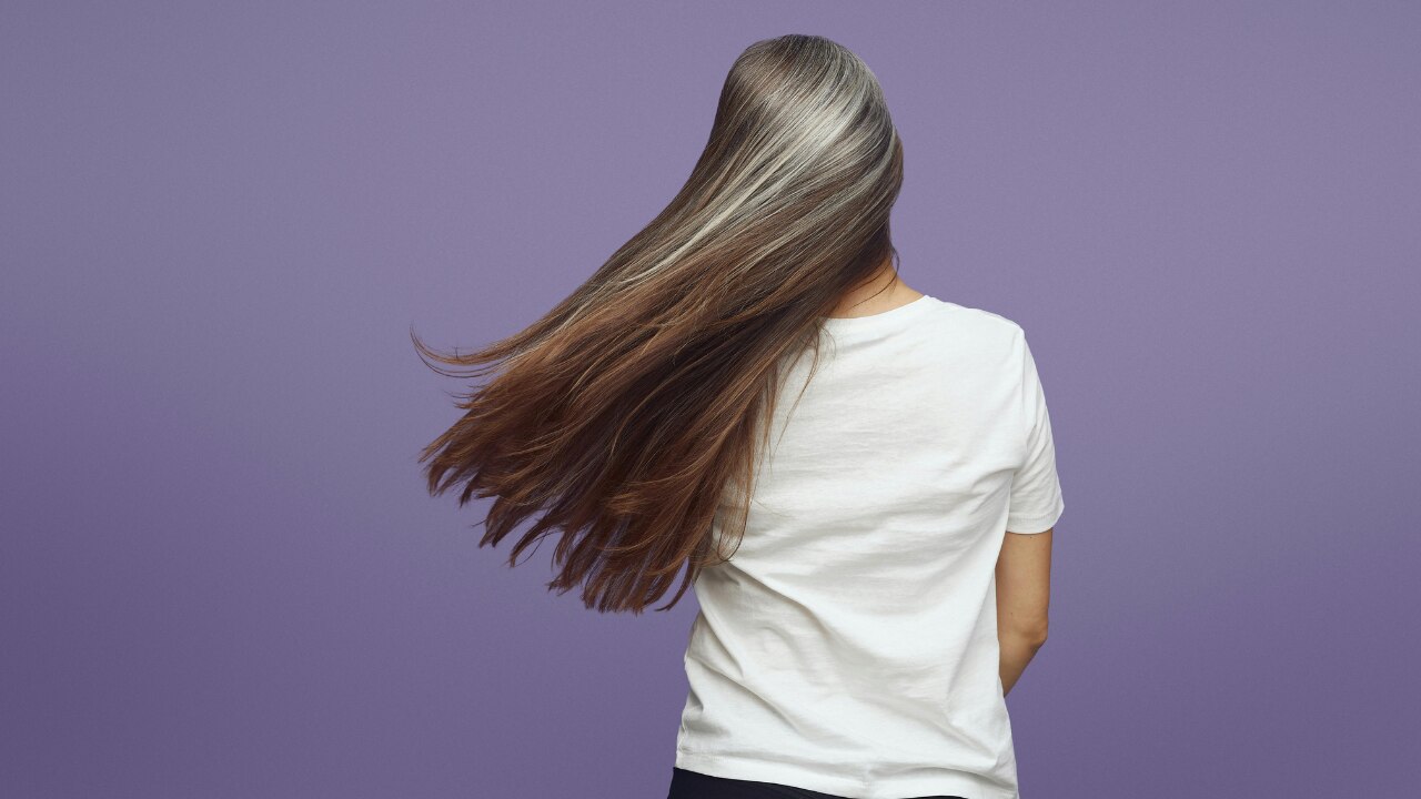 7. Delays Premature Greying