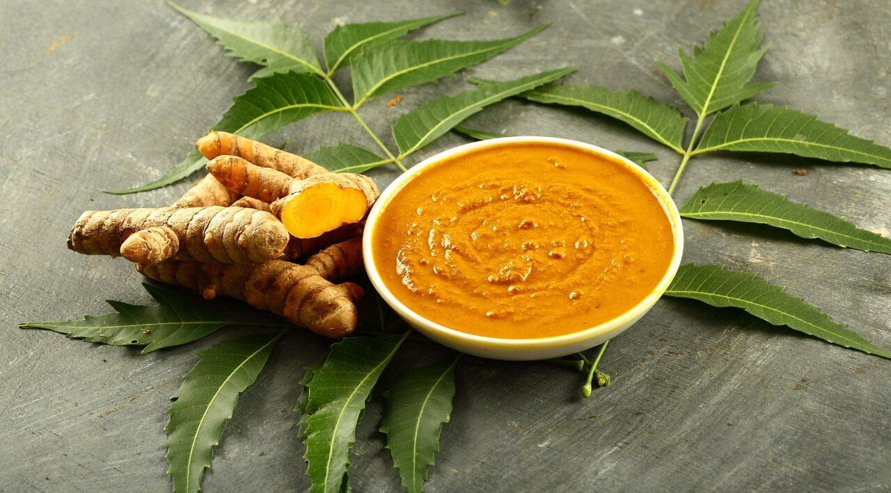 1. Besan + Turmeric + Yogurt Face Pack
