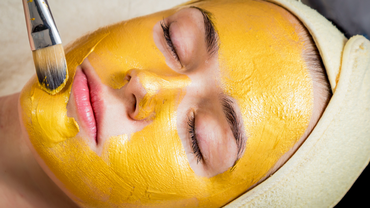How to Use Besan on Face for Glowing Skin