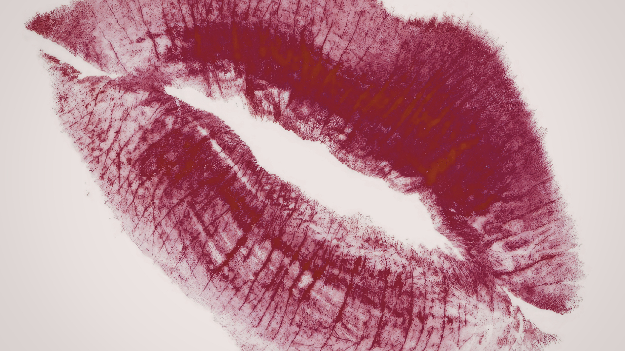 Application Tips for Pink Lipstick