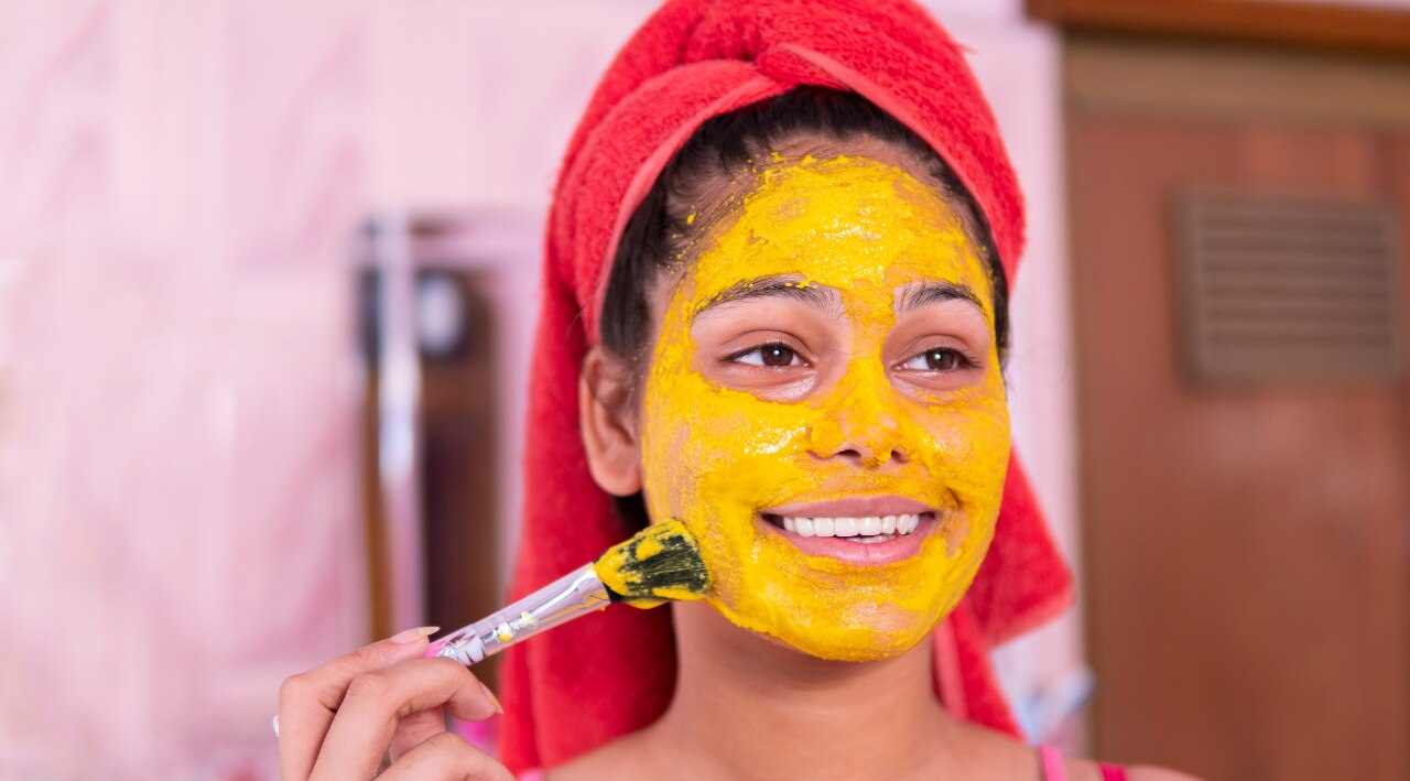 Step 3: Apply the Face Mask Evenly