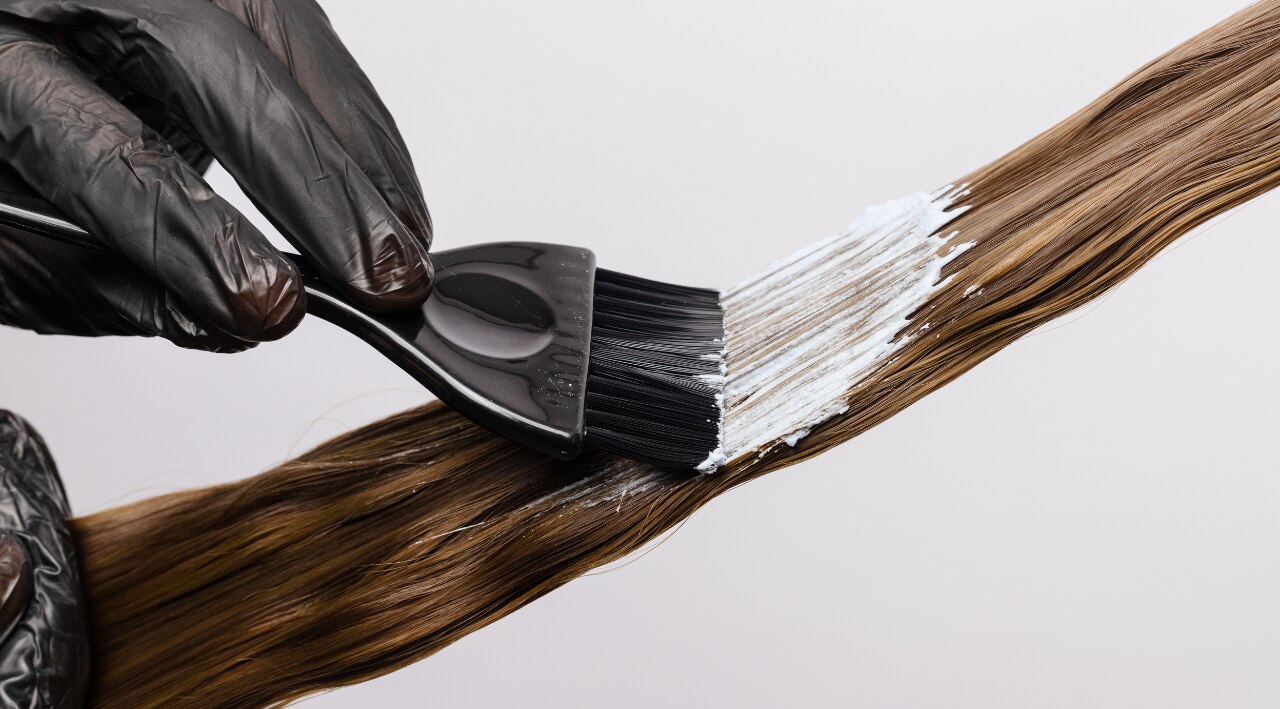 Step 4: Spread along hair length