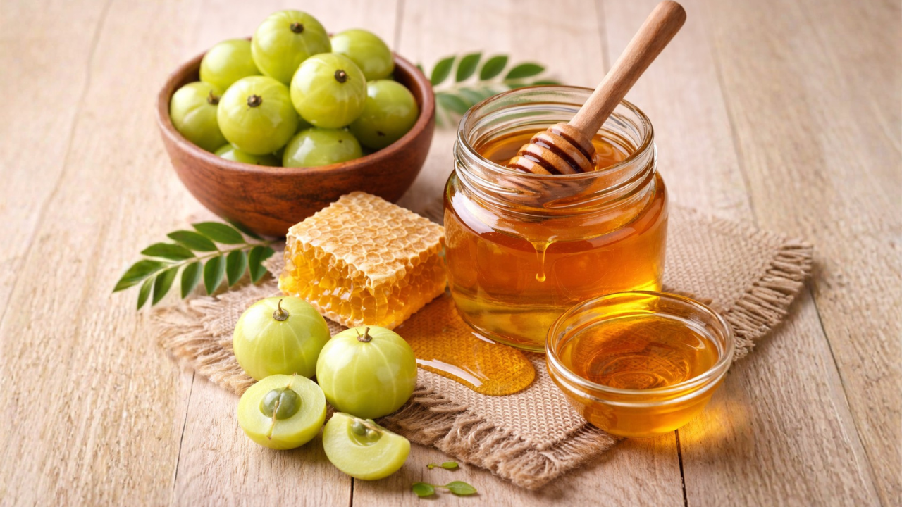 5. Amla & Honey Moisturising Mask
