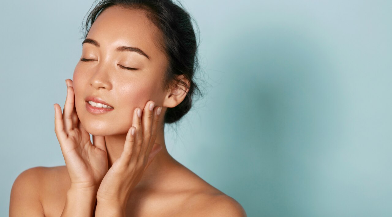 Improves Skin Texture & Glow:
