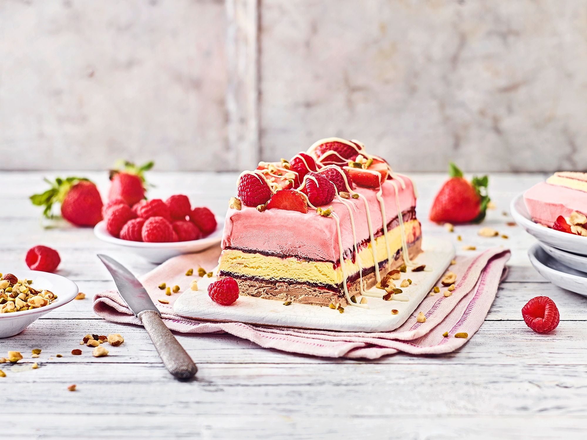 Halbgefrorenes Schichteis-Dessert