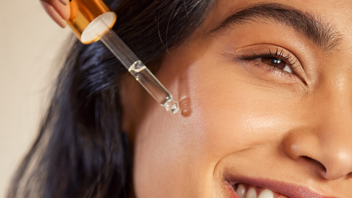 Retinol for Skin: Key Benefits, Uses, & How It Works