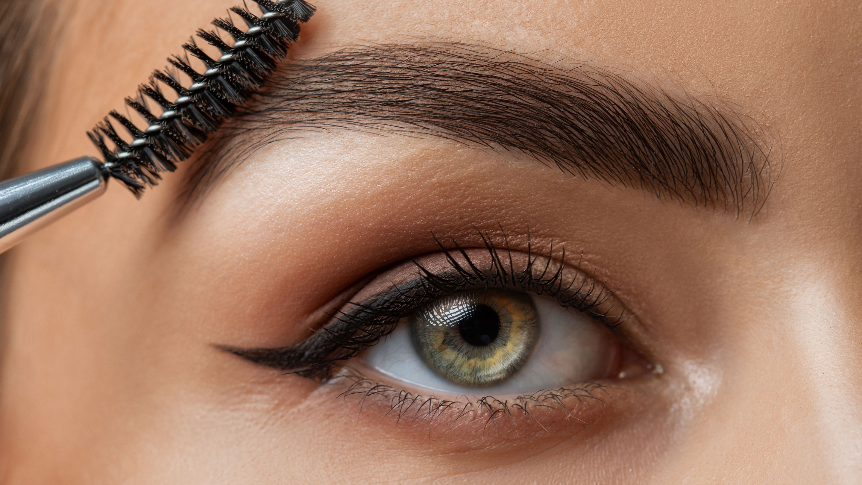 Prevents Hair Loss: