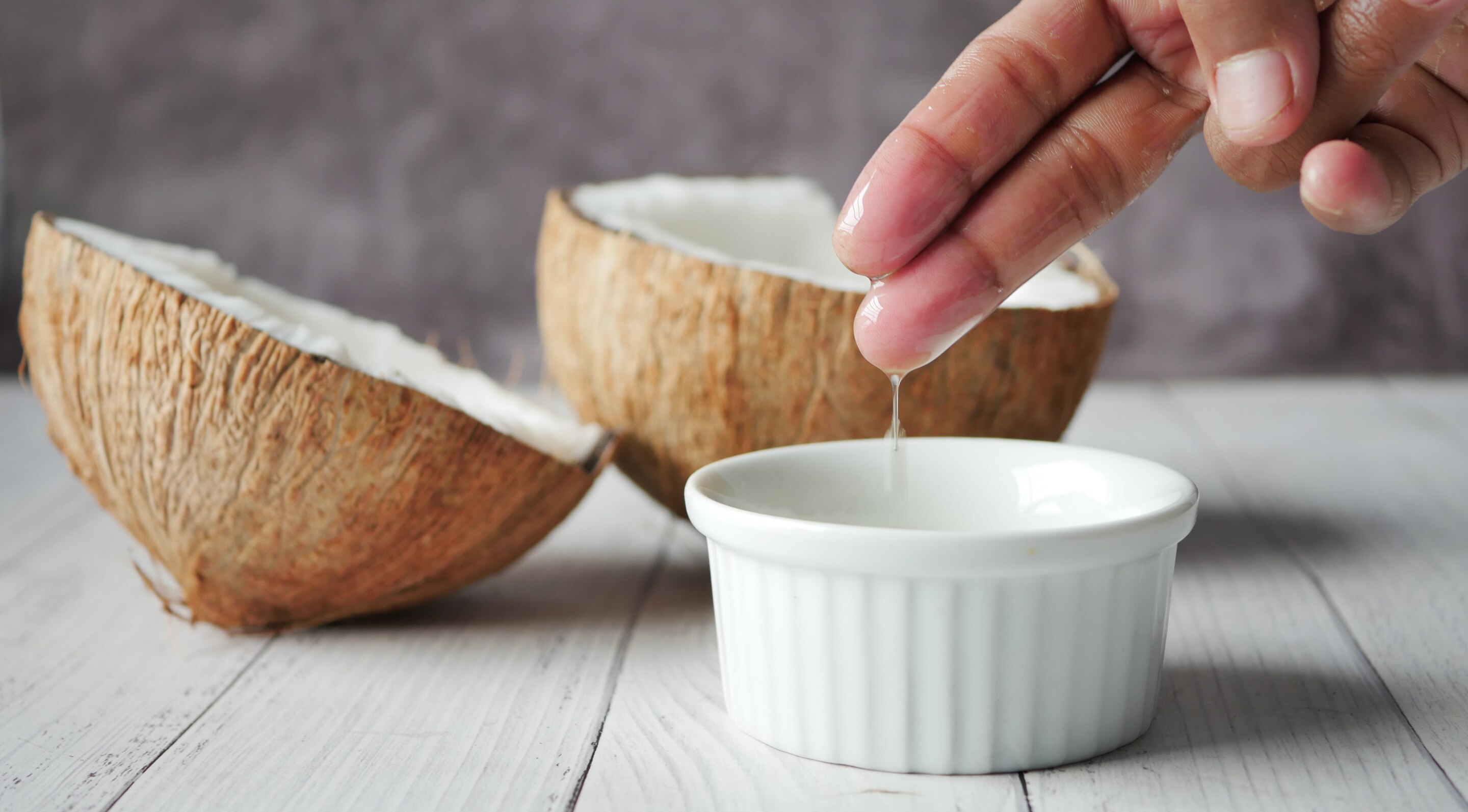 Tips to Maximise Coconut Oil Benefits for Brows