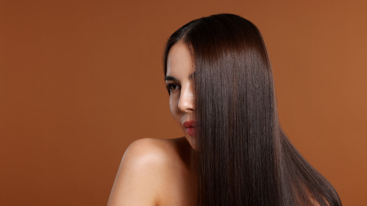 7. Strengthens Hair Texture: