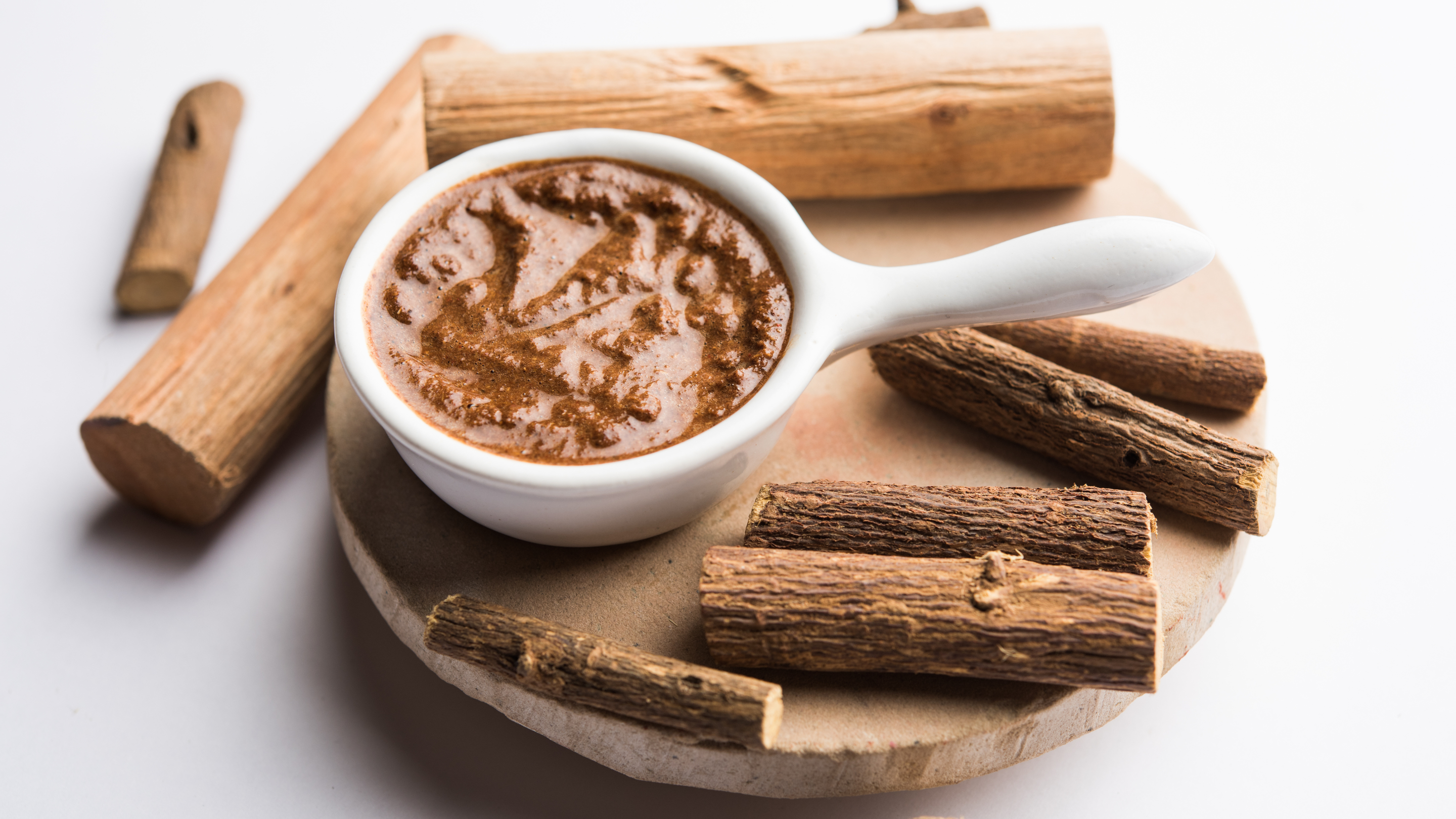 Tips to Maximise Mulethi Powder Benefits for Skin