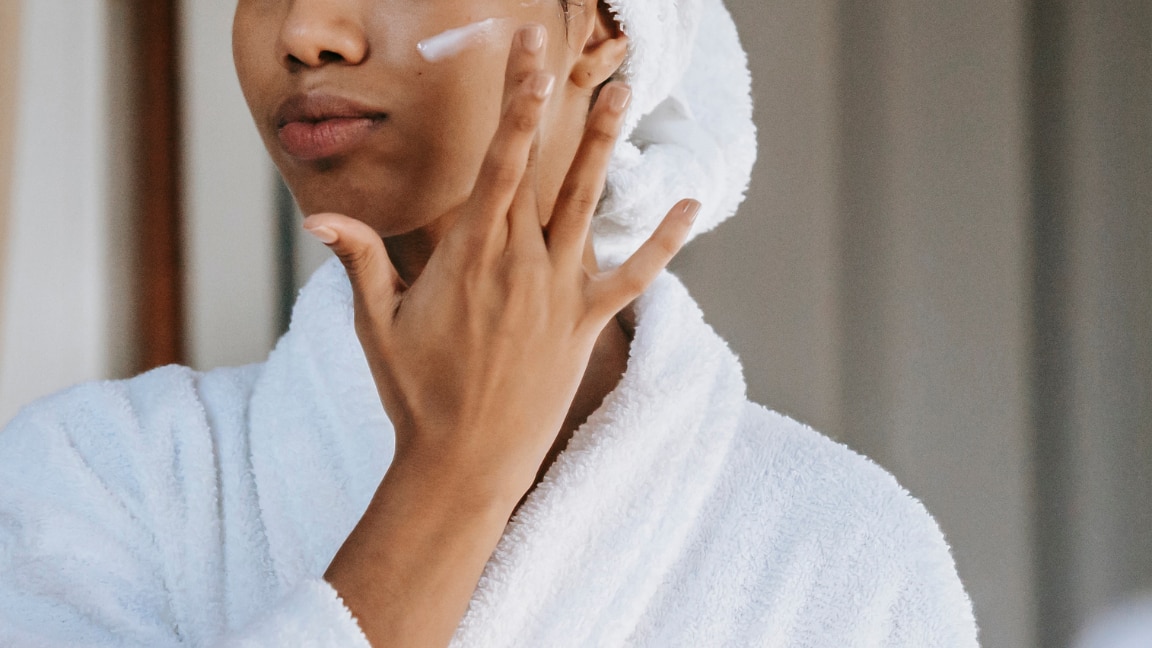 linking article: Moisturizer for Dry Skin in Summer: How to Choose the Best Summer Cream