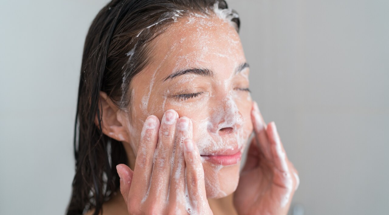 1. Cleanse your face with a gentle cleanser.