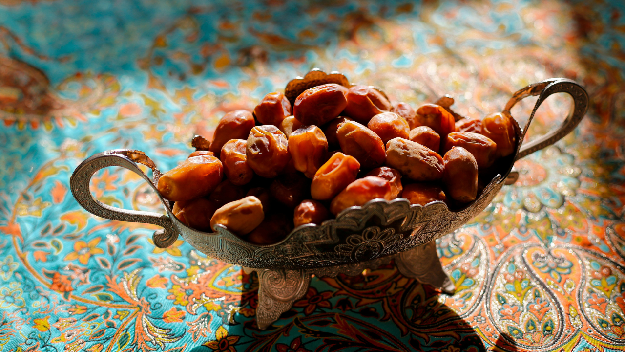 Deglet Noor Dates