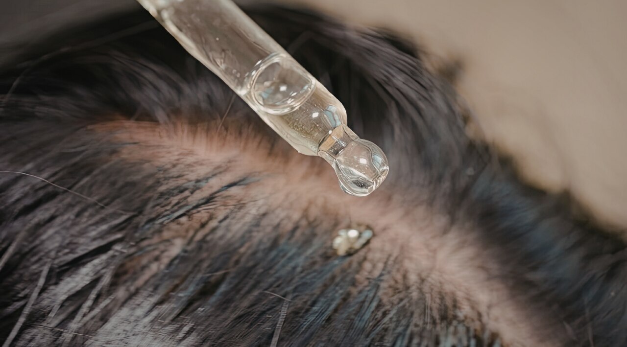 As a Pre-Shampoo Treatment: