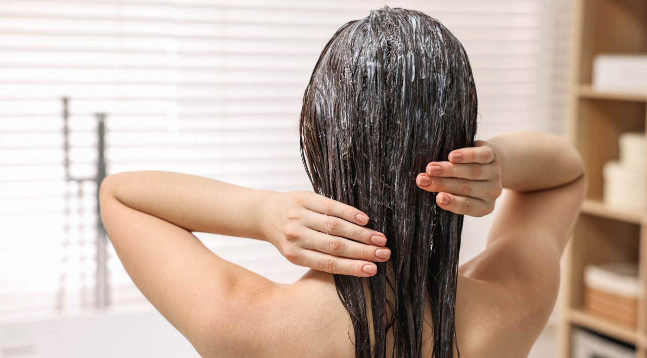 3. Flaxseed Hair Mask
