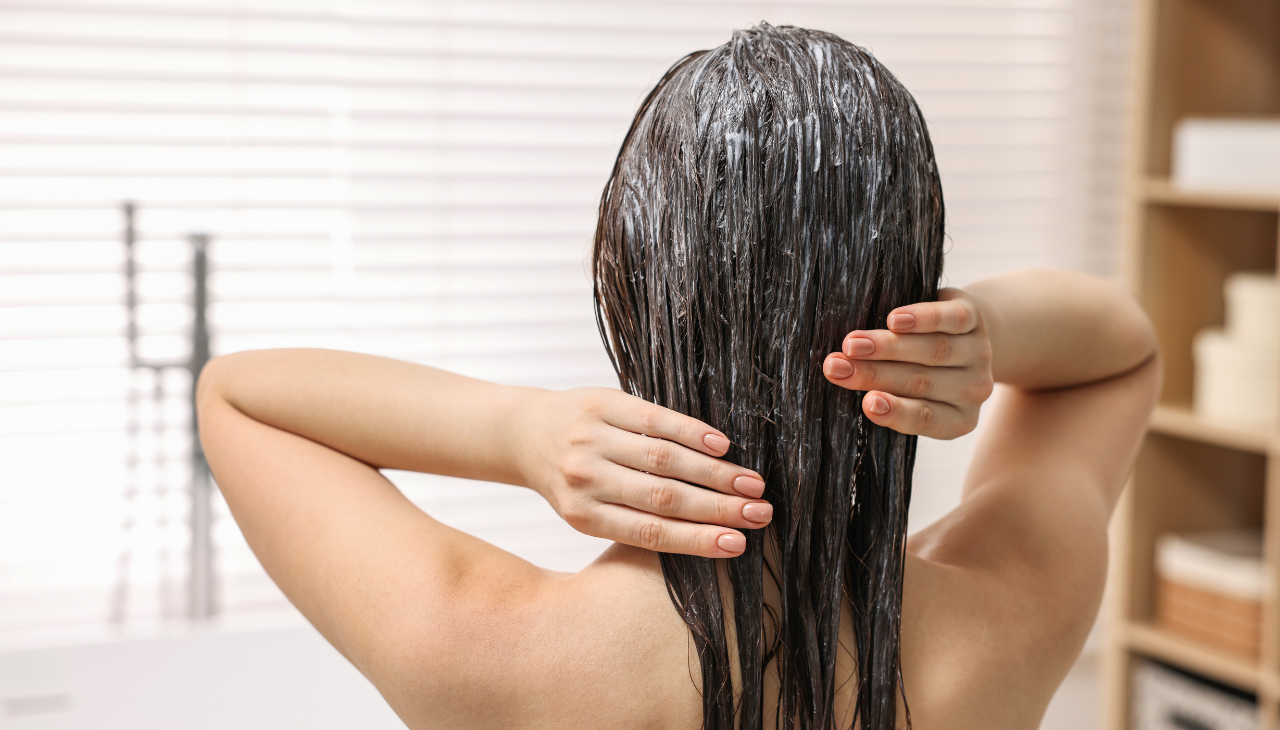 3. Flaxseed Hair Mask