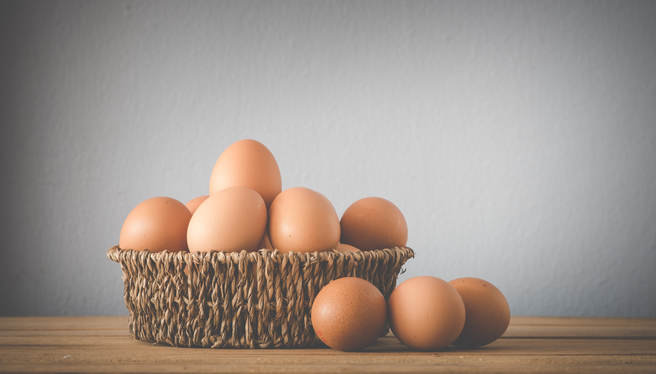 4. Flaxseed + Egg Mask