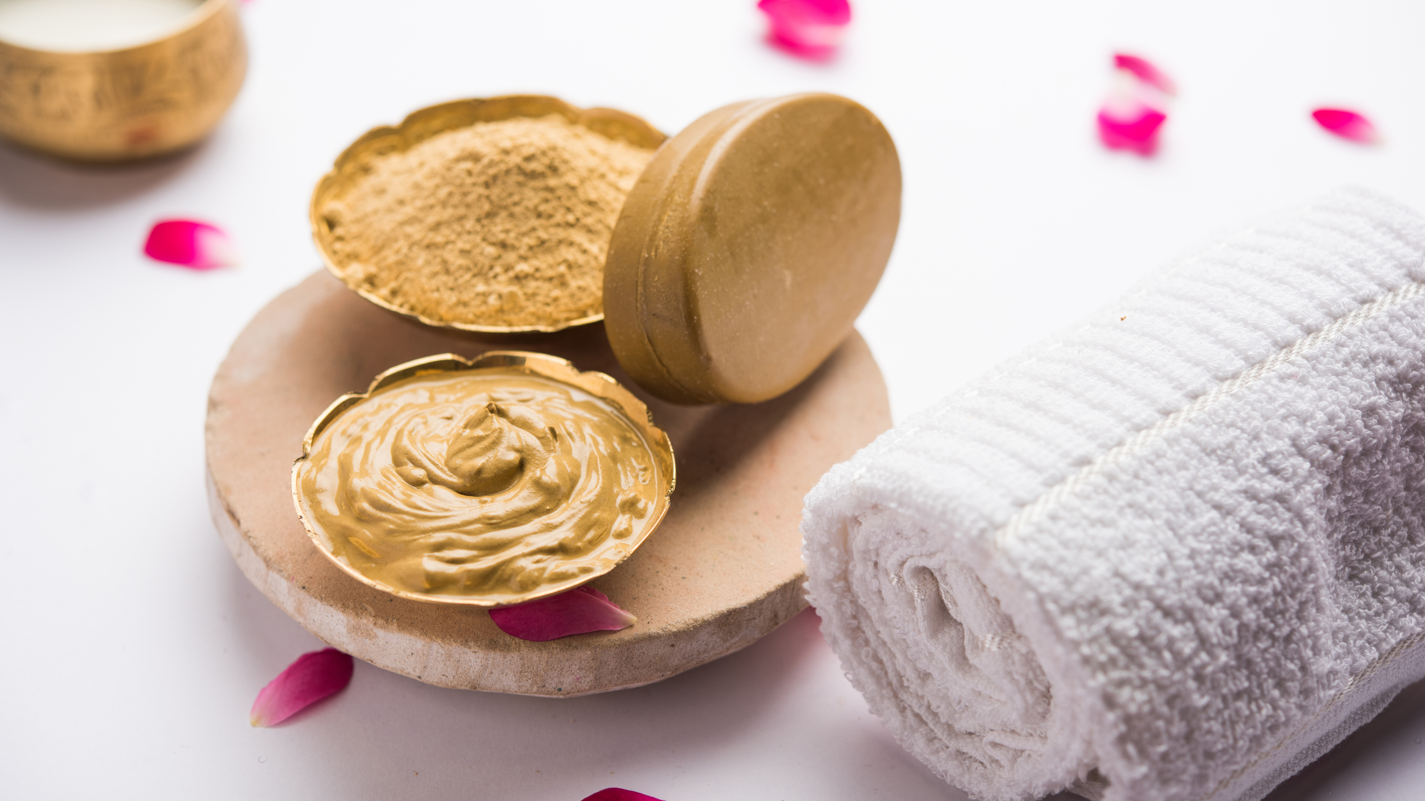 1. Multani Mitti & Rose Water