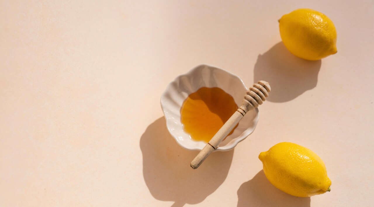 2. Honey & Lemon Mask