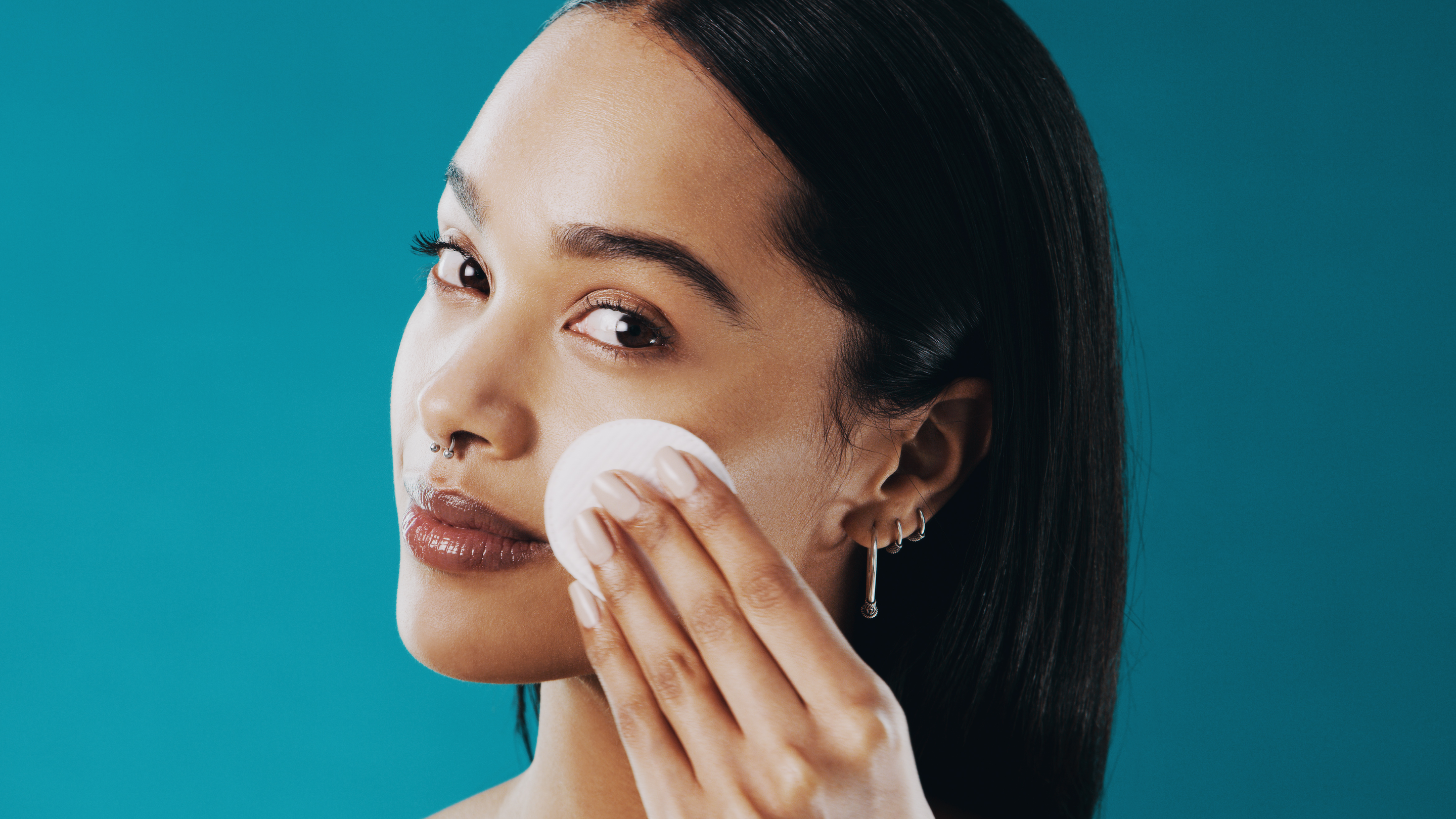 Gently exfoliates: