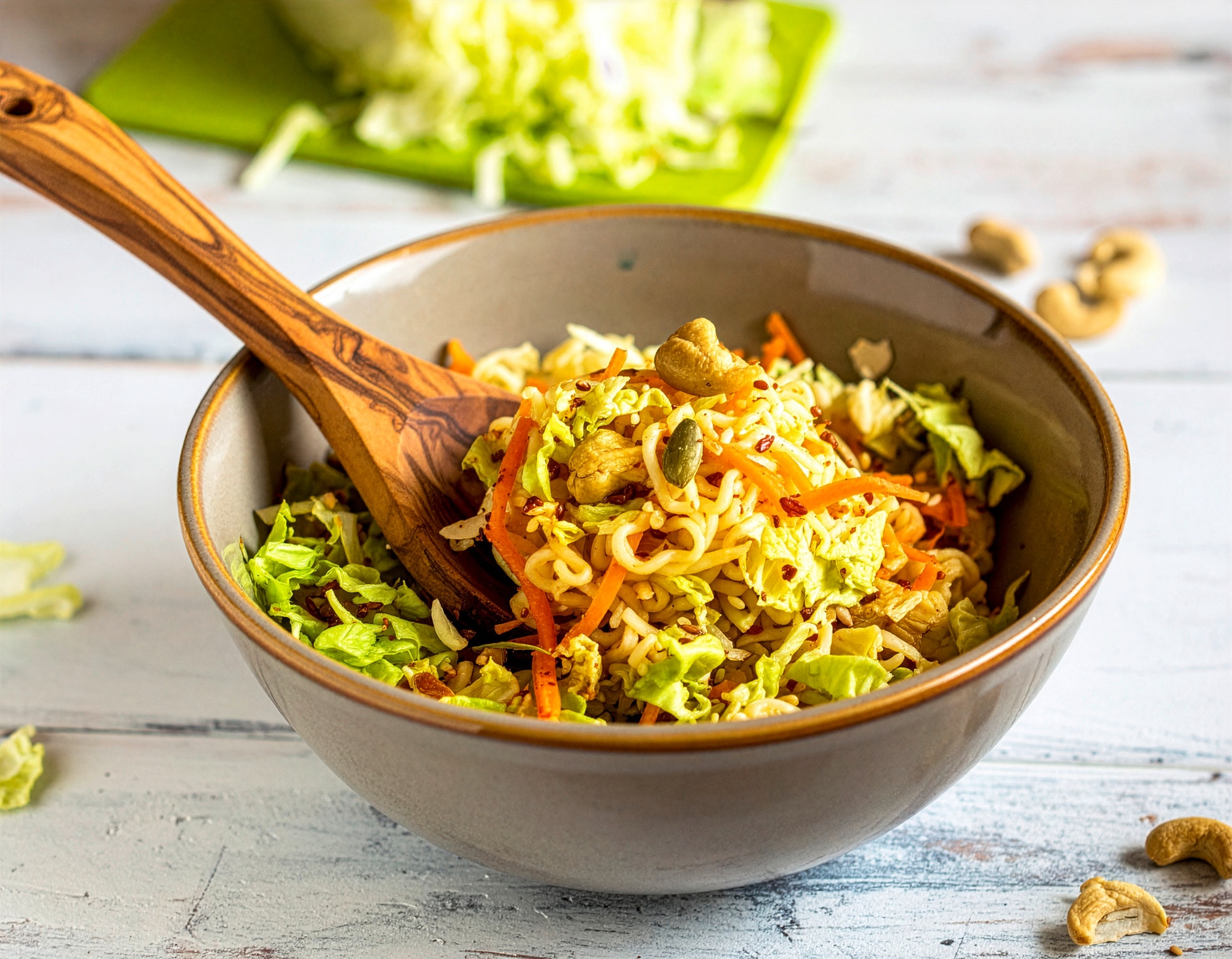 Chinakohlsalat mit knackigen Asia Nudeln 15 Min  recipe