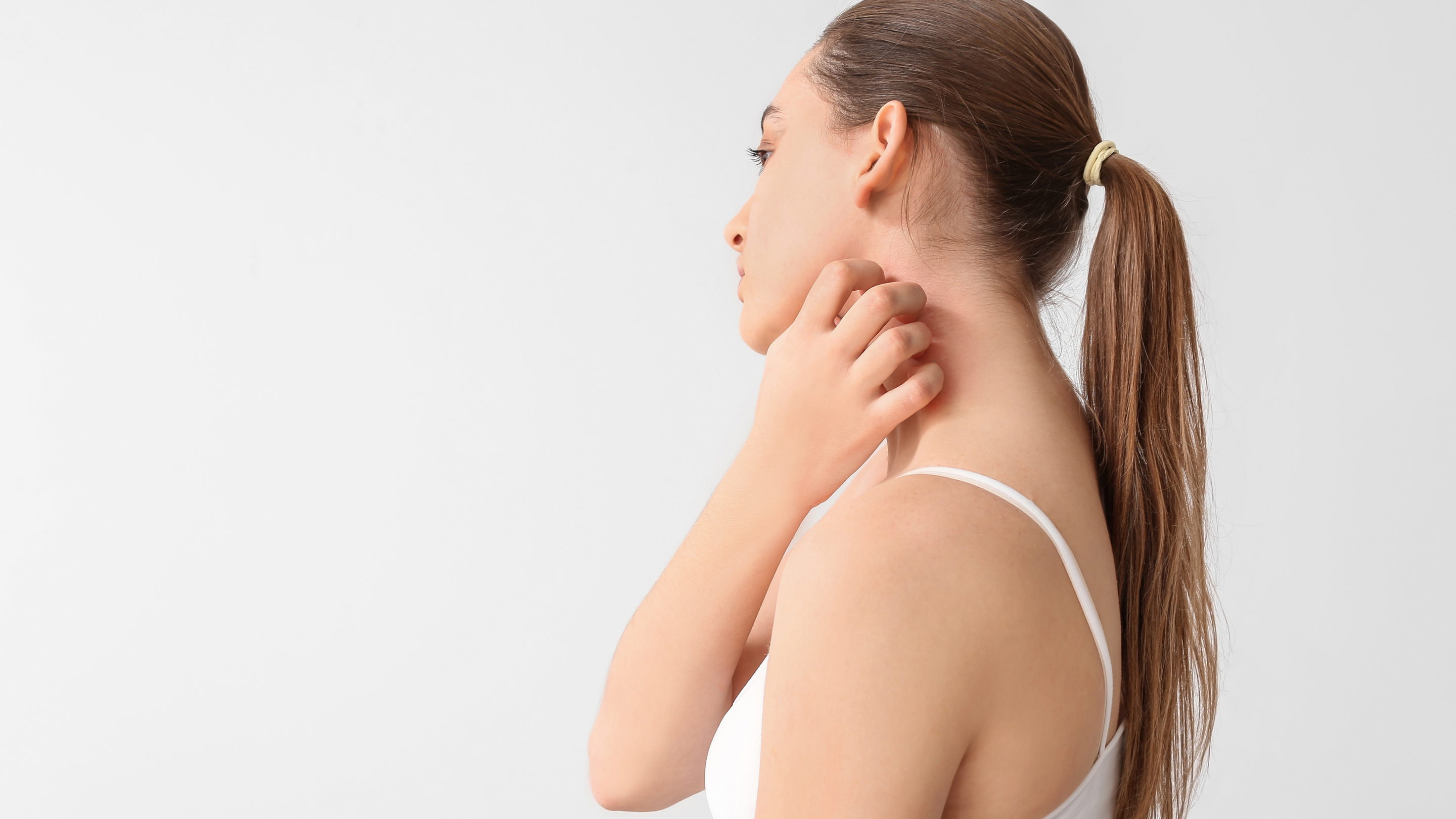 Soothes irritation: