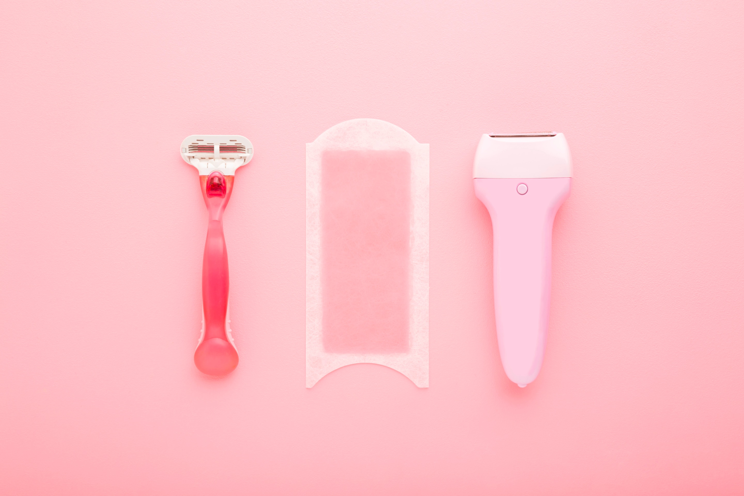 Seperti yang terlihat pada foto, ada sederett alat yang bisa digunakan untuk menghilangkan bulu ketiak.