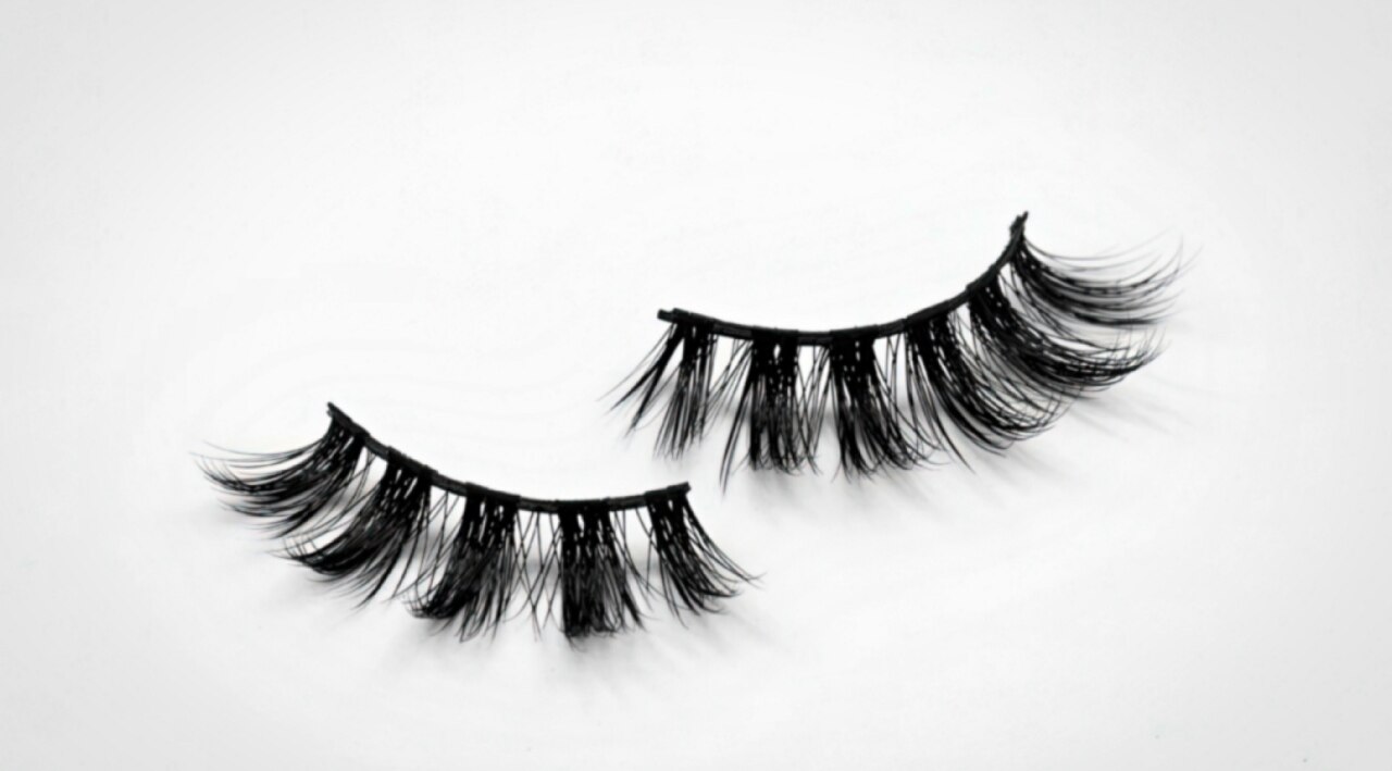 3. Magnetic Lashes